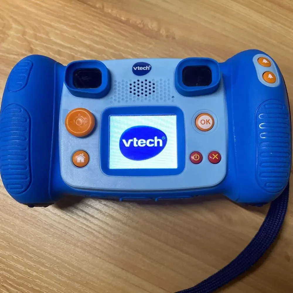 VTech Kidizoom Camera Pix Blue 2 Mega Pixels Used in Excellent Condition Works!